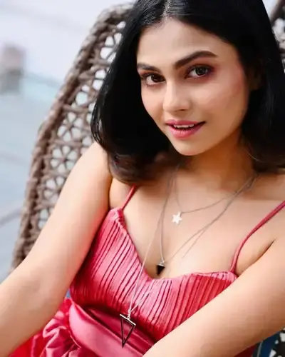Escort Service Chembur
